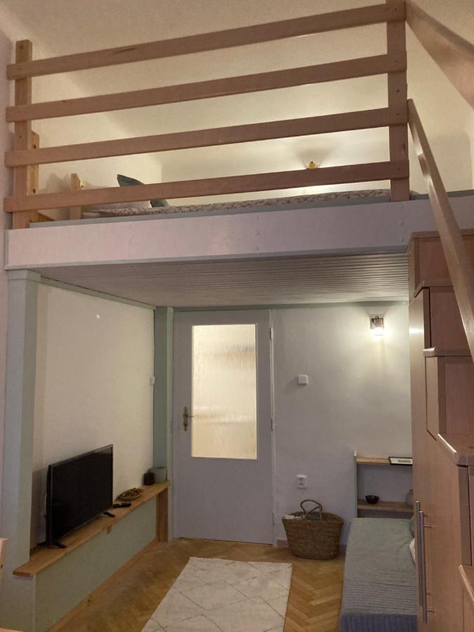 Apartment Jana Masaryka Prague Exterior photo